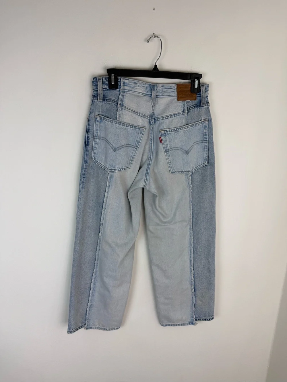 Levi's Baggy Dad Recrafted Straight Jeans 2 Toned Size 26 - Picture 5 of 7